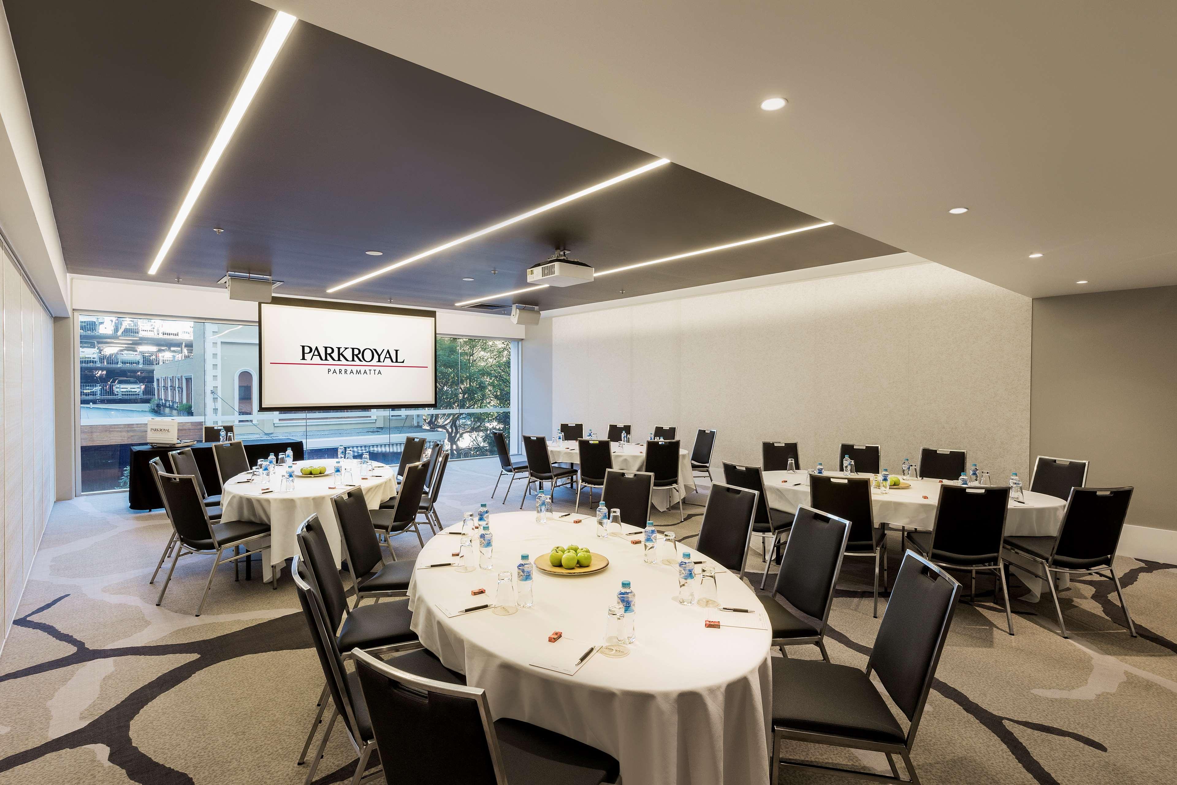 Parkroyal Parramatta Сидни Екстериор снимка